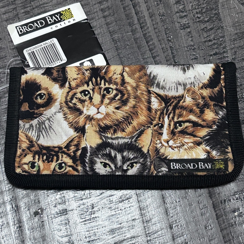 Vtg. Cat Design Checkbook Wallet - Black and Brown by Broad Bay Cotton